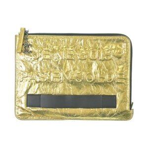 Chanel Clutch Gold
